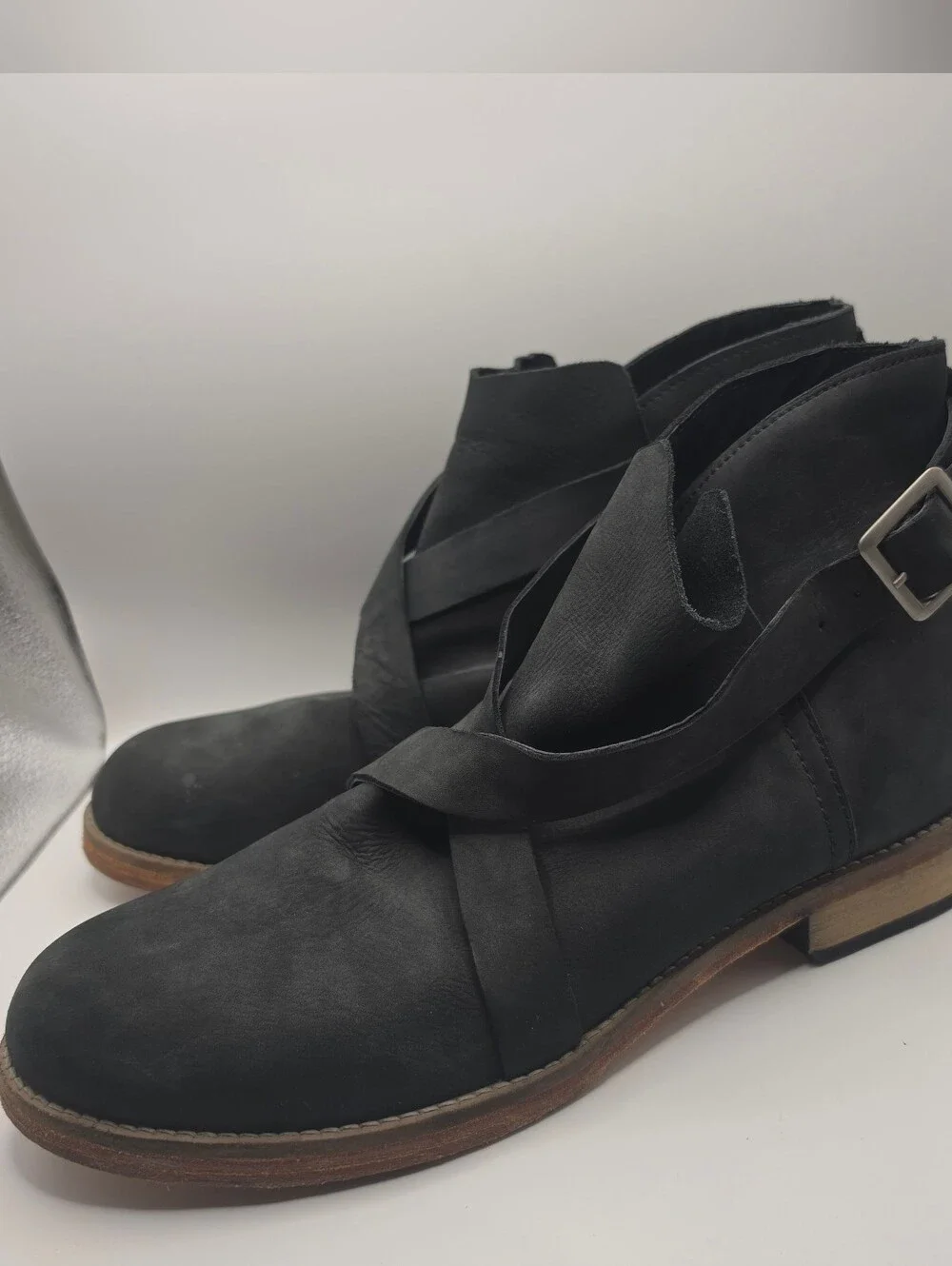 Free People Las Palmas Ankle‎ Boot Black Nubuck EU 40 US 9.5 Crossstrap